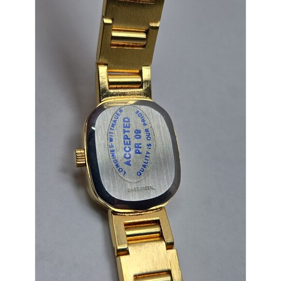 Vintage Wittnauer Womens Gold Tone Diamond Swiss Quartz Dress Watch New Battery